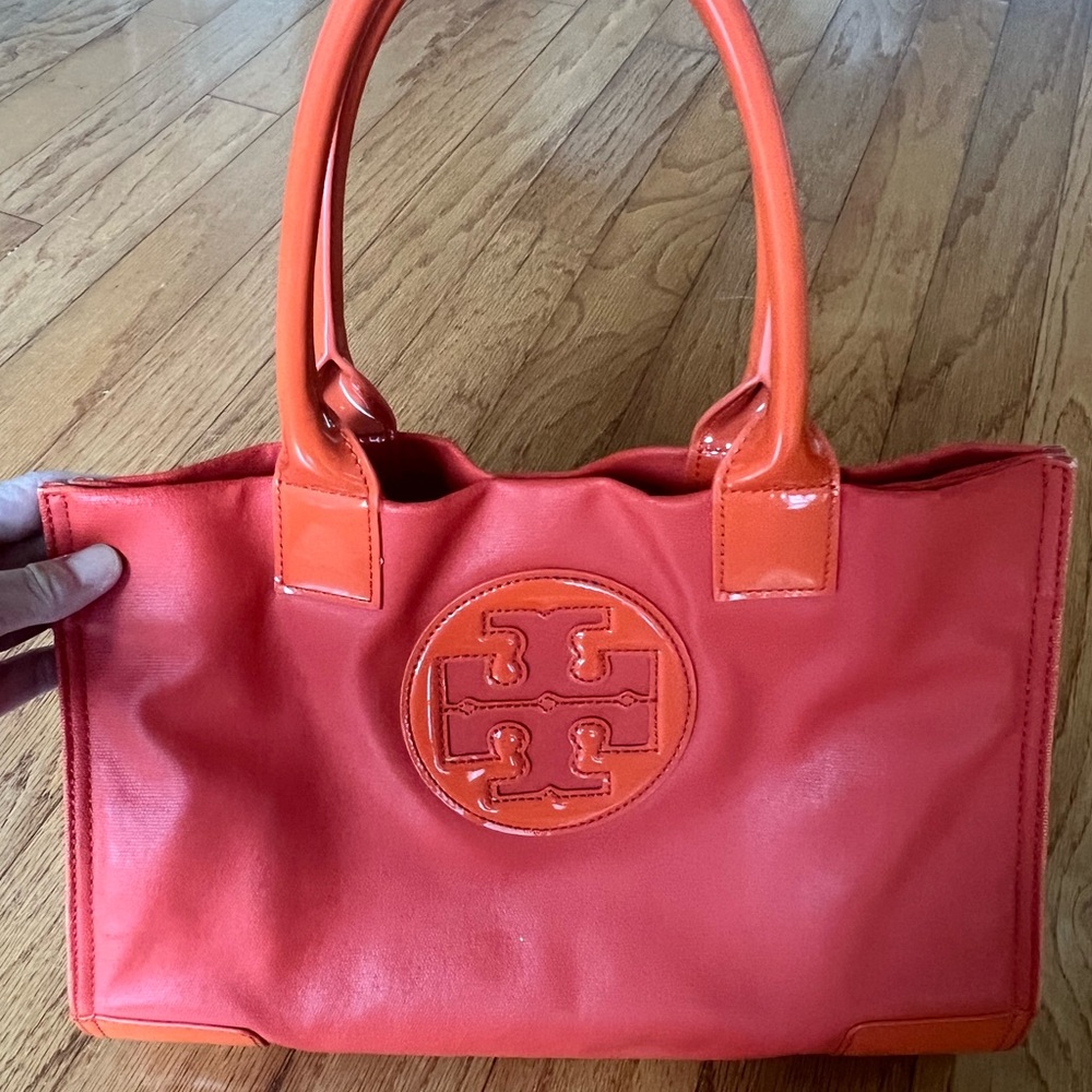 Tory Burch mini Tote. Super cute and a fun pop of color!